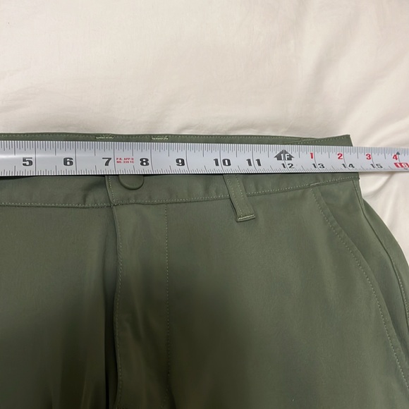 Rhone Commuter Pants 28x30 Olive Green - Picture 2 of 5